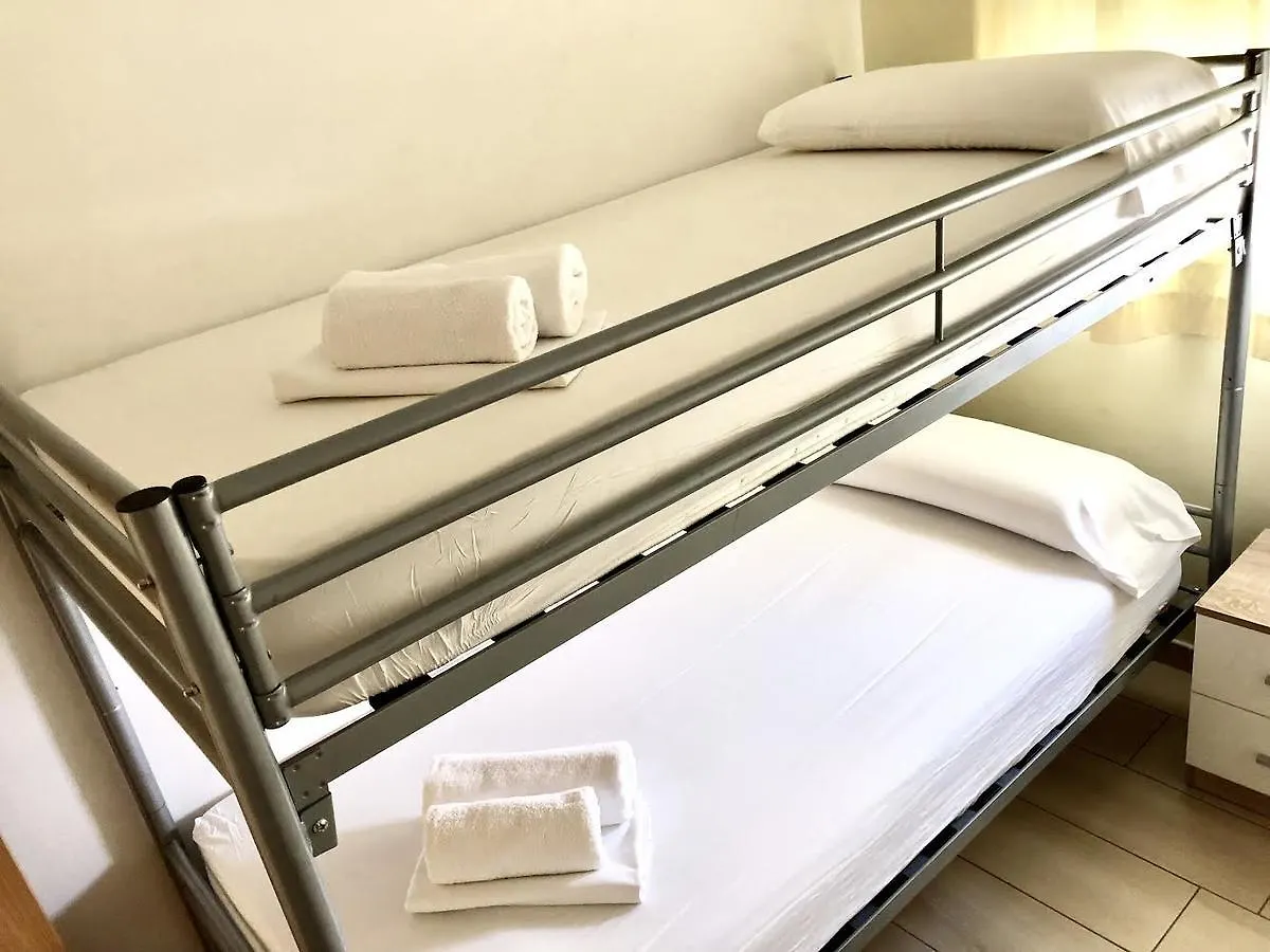 *** Aparthotel Apartamentos Giuliano Empuriabrava Spanje