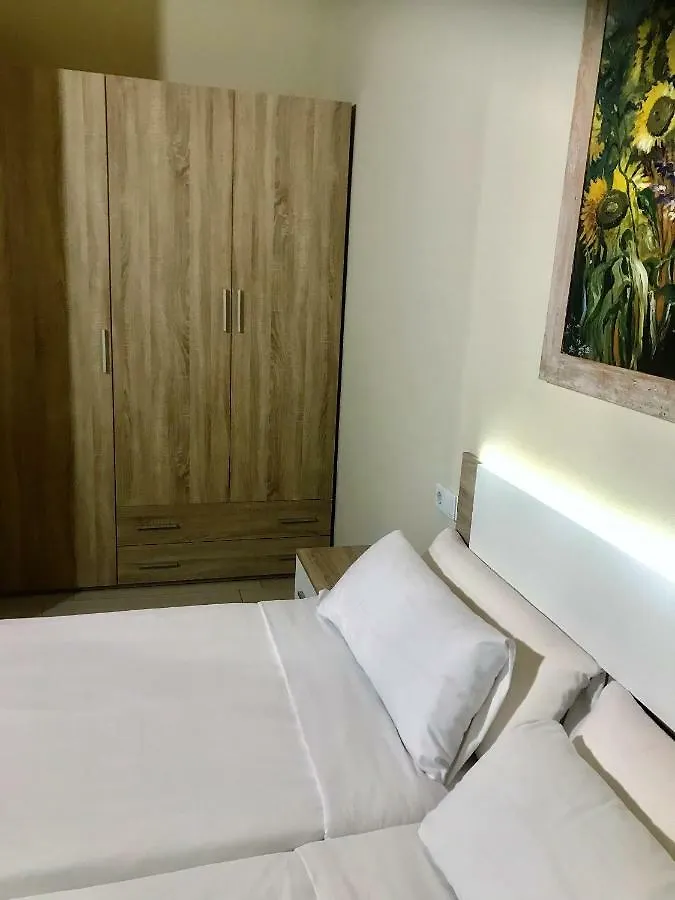 Apartamentos Giuliano Empuriabrava Hiszpania